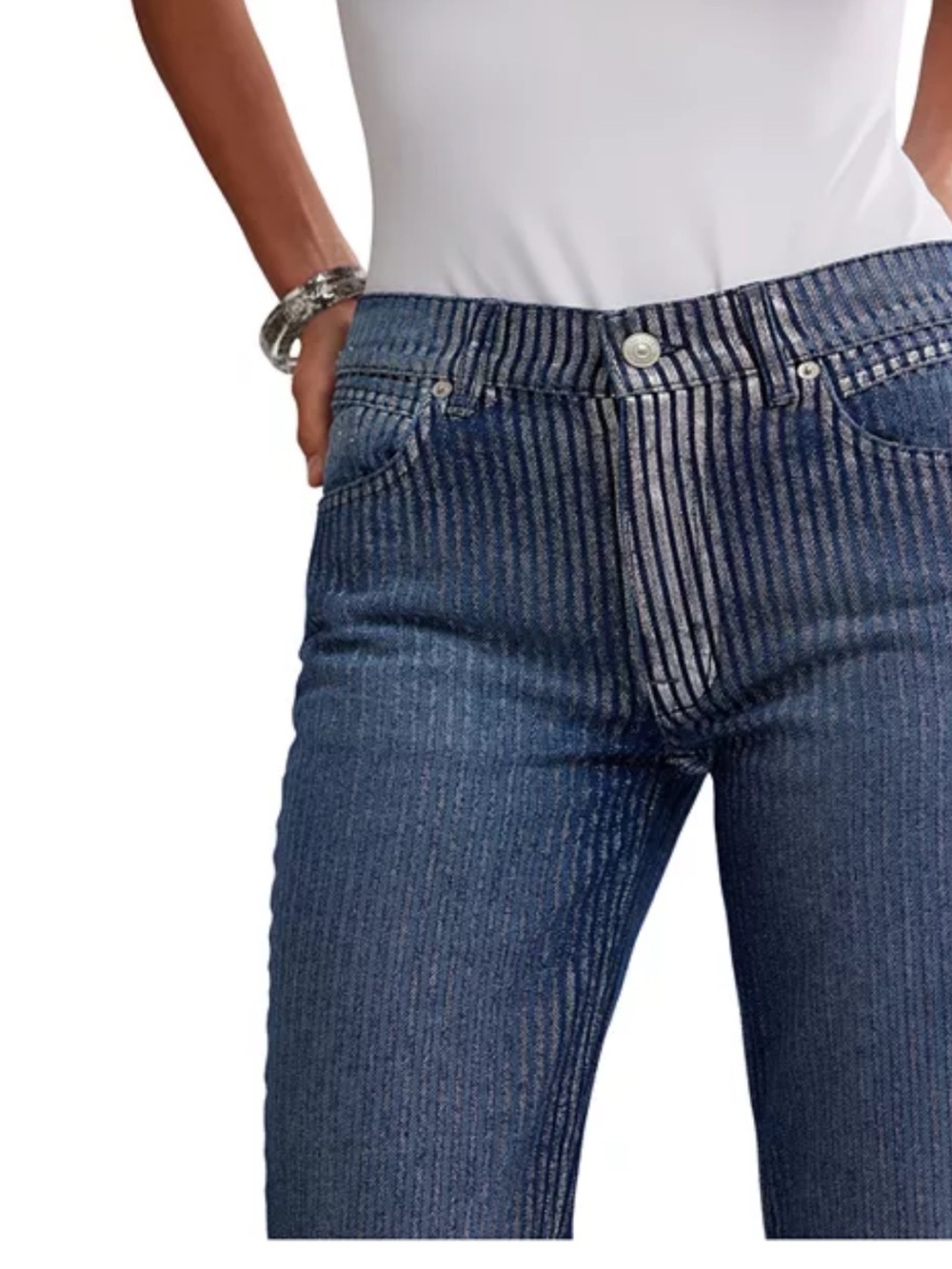 NWOT We The Free West Coast Relaxed Metallic Flare Jeans 28” - Picture 3 of 16